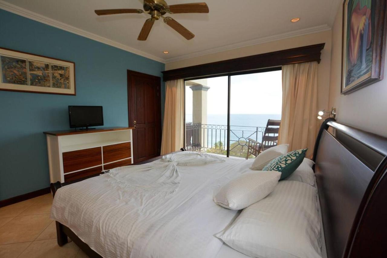 Exquisitely Decorated 5Th-Floor Aerie With Views Of Two Bays In Flamingo Villa Playa Flamingo Bagian luar foto