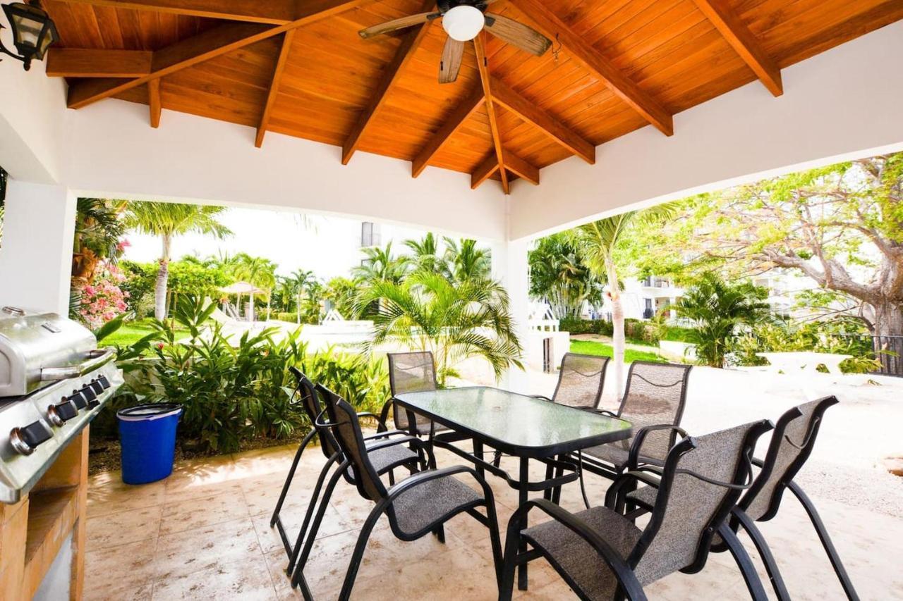 Exquisitely Decorated 5Th-Floor Aerie With Views Of Two Bays In Flamingo Villa Playa Flamingo Bagian luar foto