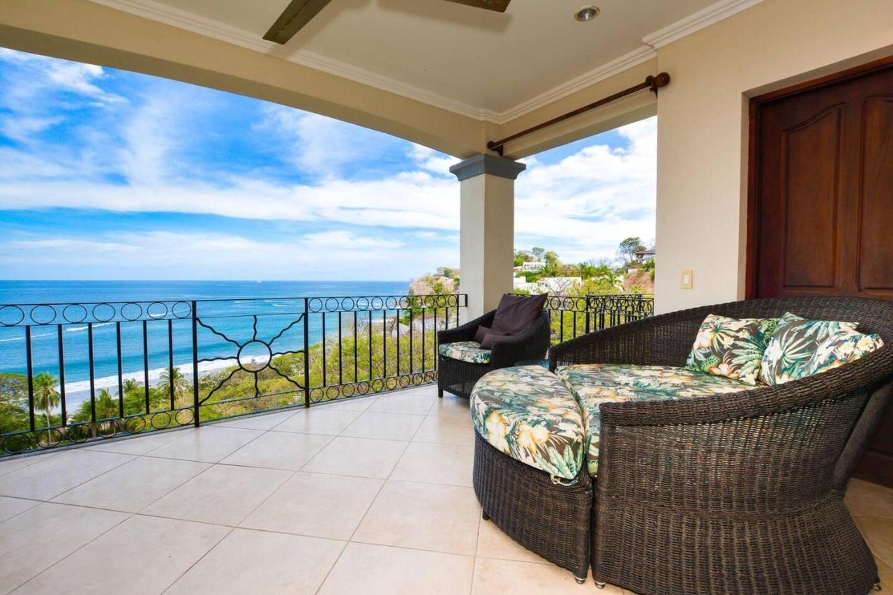 Exquisitely Decorated 5Th-Floor Aerie With Views Of Two Bays In Flamingo Villa Playa Flamingo Bagian luar foto